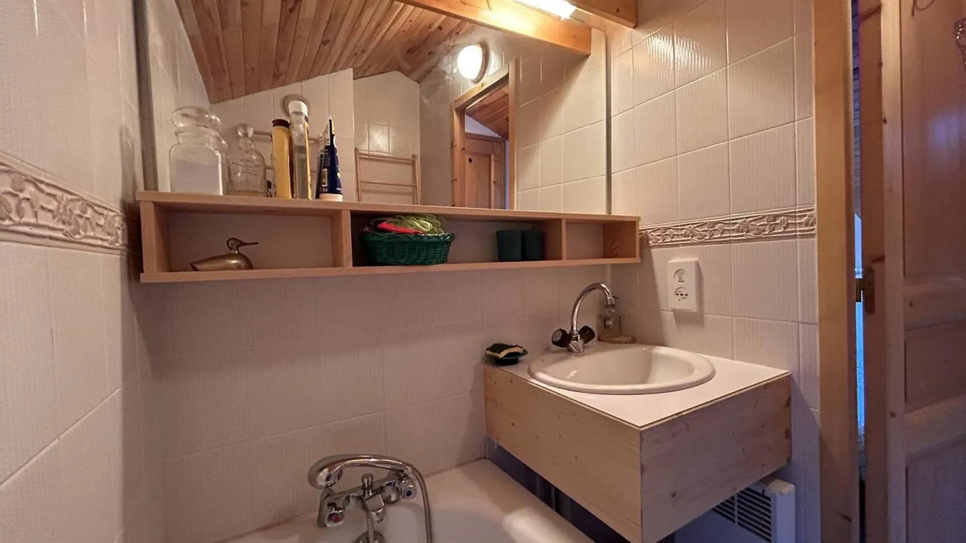 Appartement Familial A Meribel, Proche Pistes - Fr-1-355-273 Les Allues